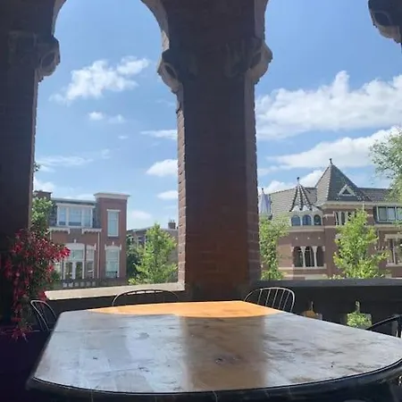 Stylish 3-bdrm Apt. W/ Terraces Next To The Appartamento *