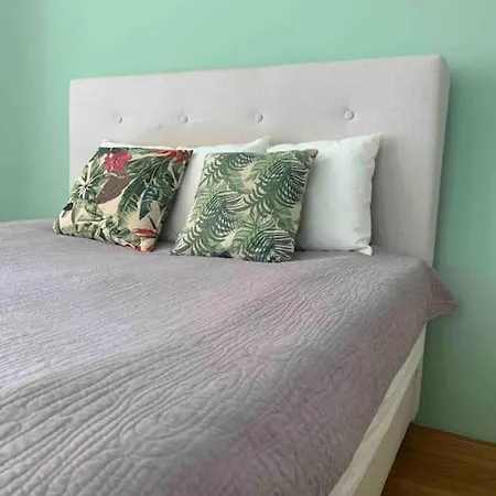 Stylish 3-bdrm Apt. W/ Terraces Next To The L'Aia